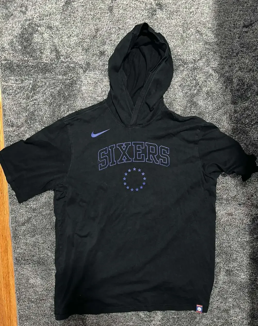 Nike Philadelphia 76ers NBA The Nike Tee Short Sleeve Hoodie Black XL